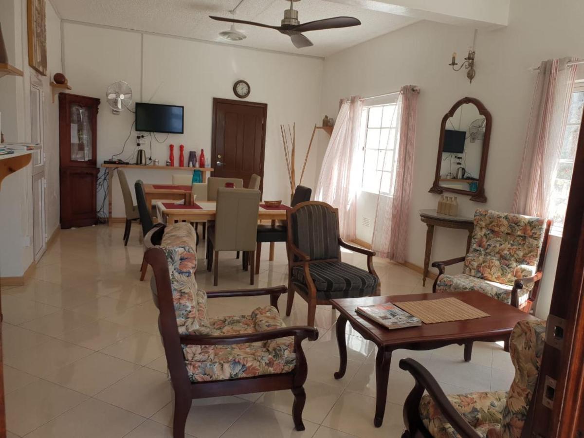 Les Antigones Bed & Breakfast Port Mathurin Exterior photo