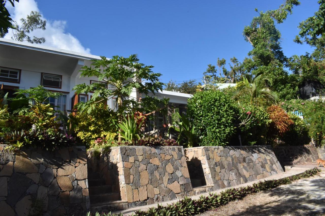 Les Antigones Bed & Breakfast Port Mathurin Exterior photo