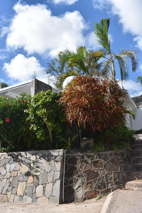 Les Antigones Bed & Breakfast Port Mathurin Exterior photo
