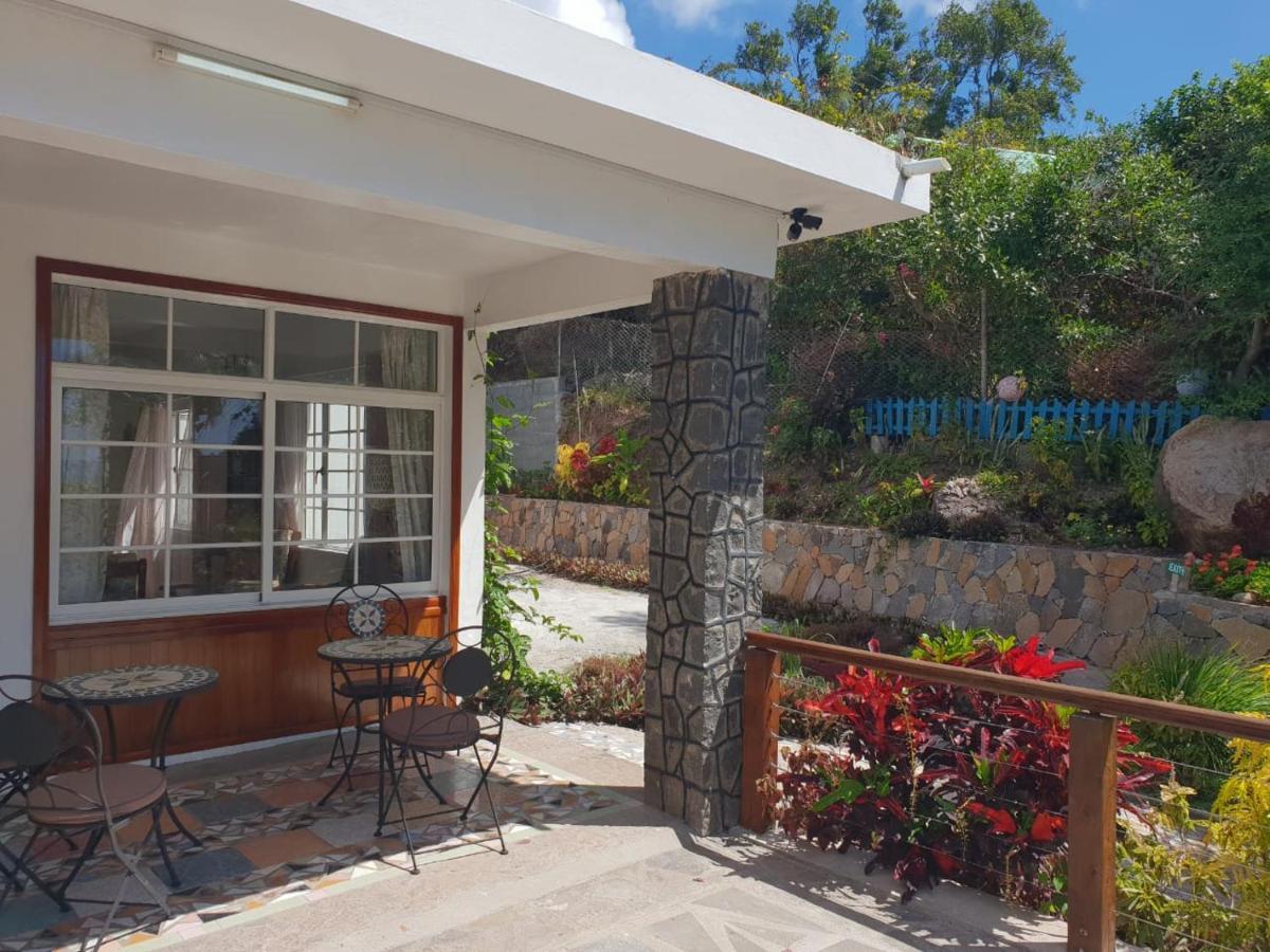 Les Antigones Bed & Breakfast Port Mathurin Exterior photo