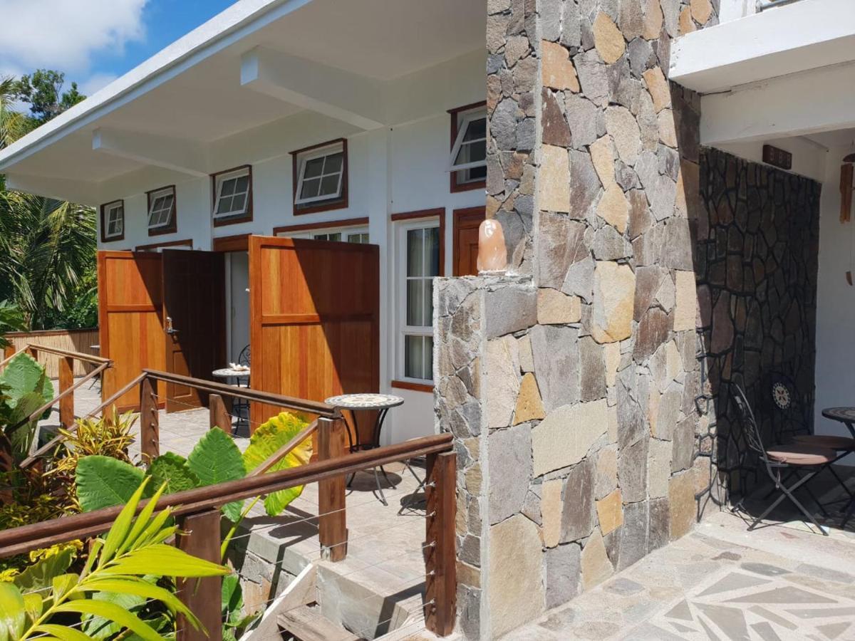 Les Antigones Bed & Breakfast Port Mathurin Exterior photo