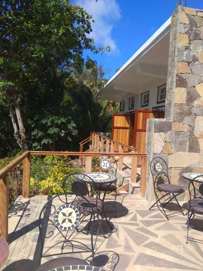 Les Antigones Bed & Breakfast Port Mathurin Exterior photo