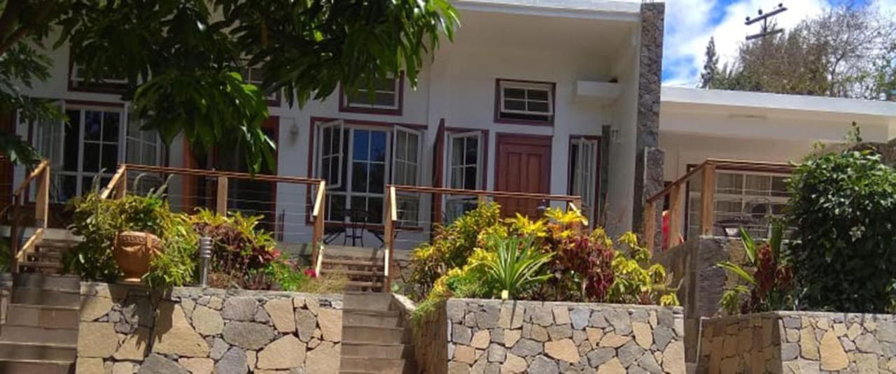 Les Antigones Bed & Breakfast Port Mathurin Exterior photo