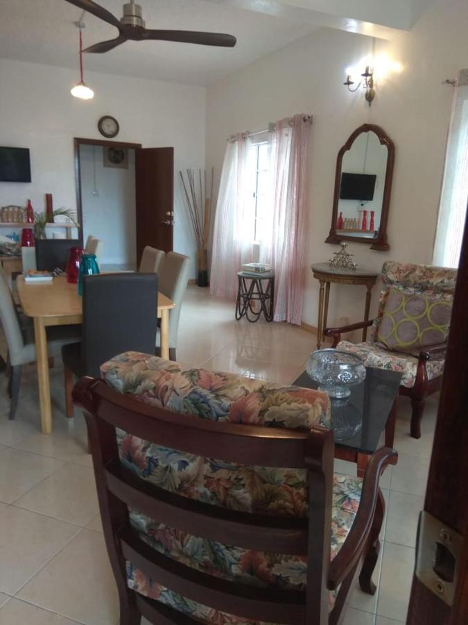 Les Antigones Bed & Breakfast Port Mathurin Exterior photo