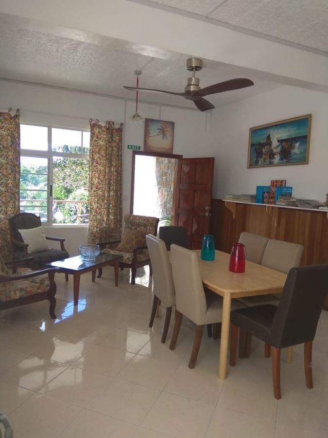Les Antigones Bed & Breakfast Port Mathurin Exterior photo