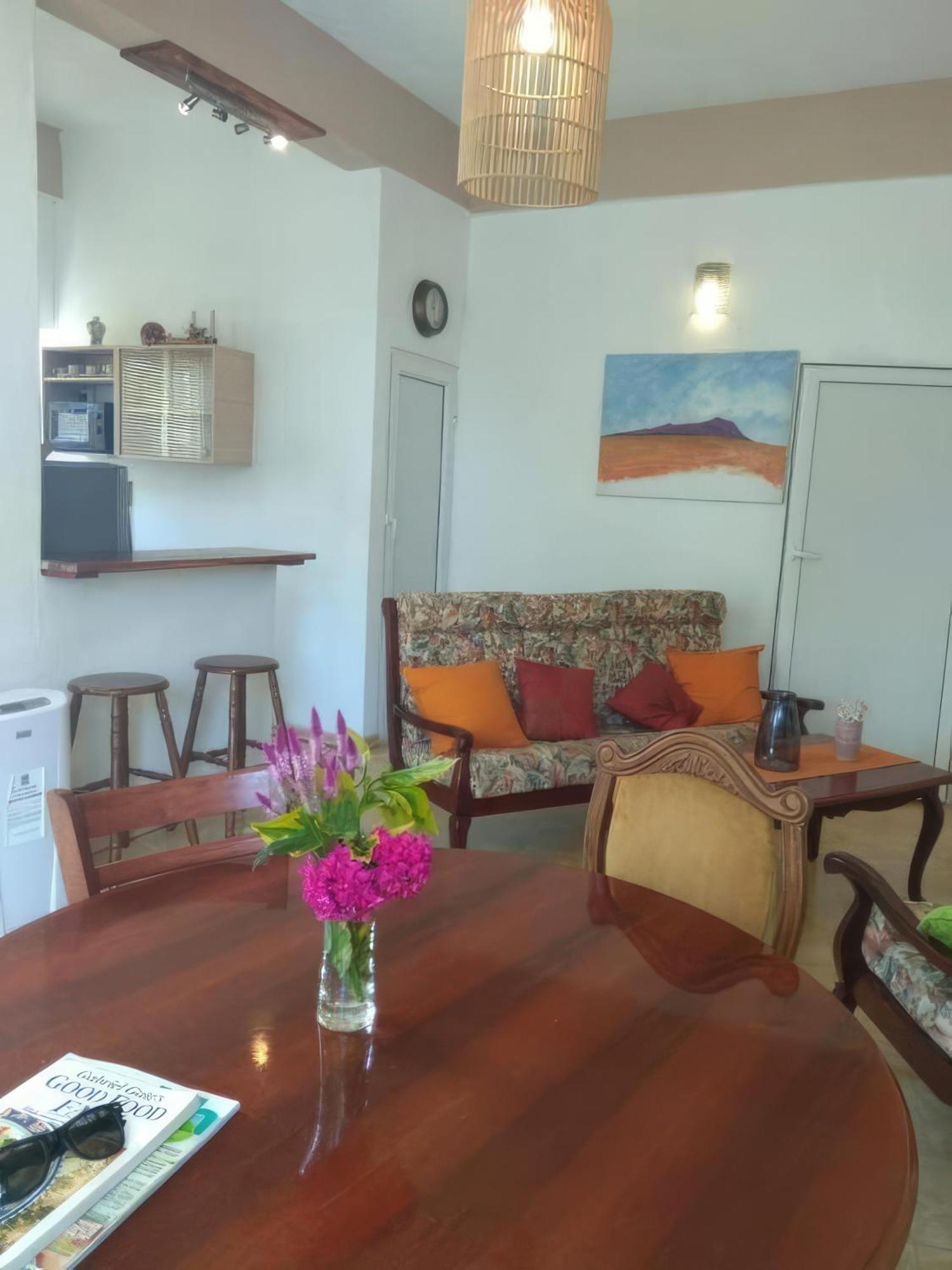 Les Antigones Bed & Breakfast Port Mathurin Exterior photo